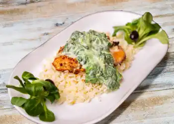 MENU spenḃtos csirke